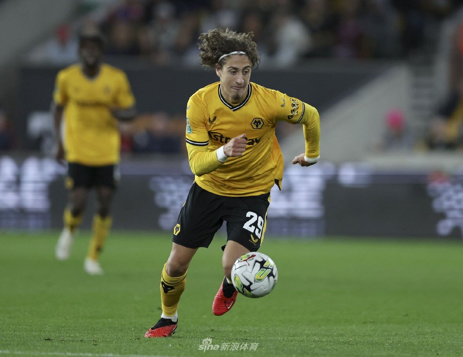 面的自信缺 面的自信缺