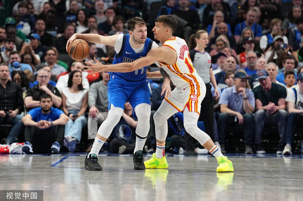 场上屡建奇 场上屡建奇